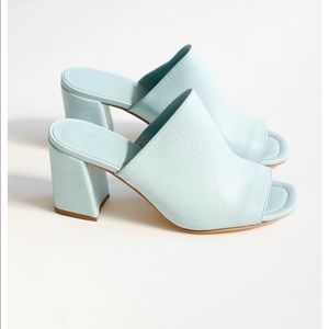 Maryam Zadeh Nassir aqua slide, never been worn!